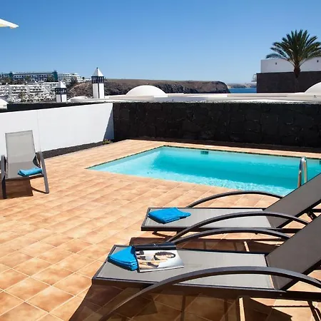 Coloradas Playa Blanca (Lanzarote)